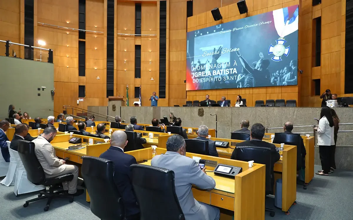 Assembleia Legislativa do ES presta homenagem à Igreja Batista